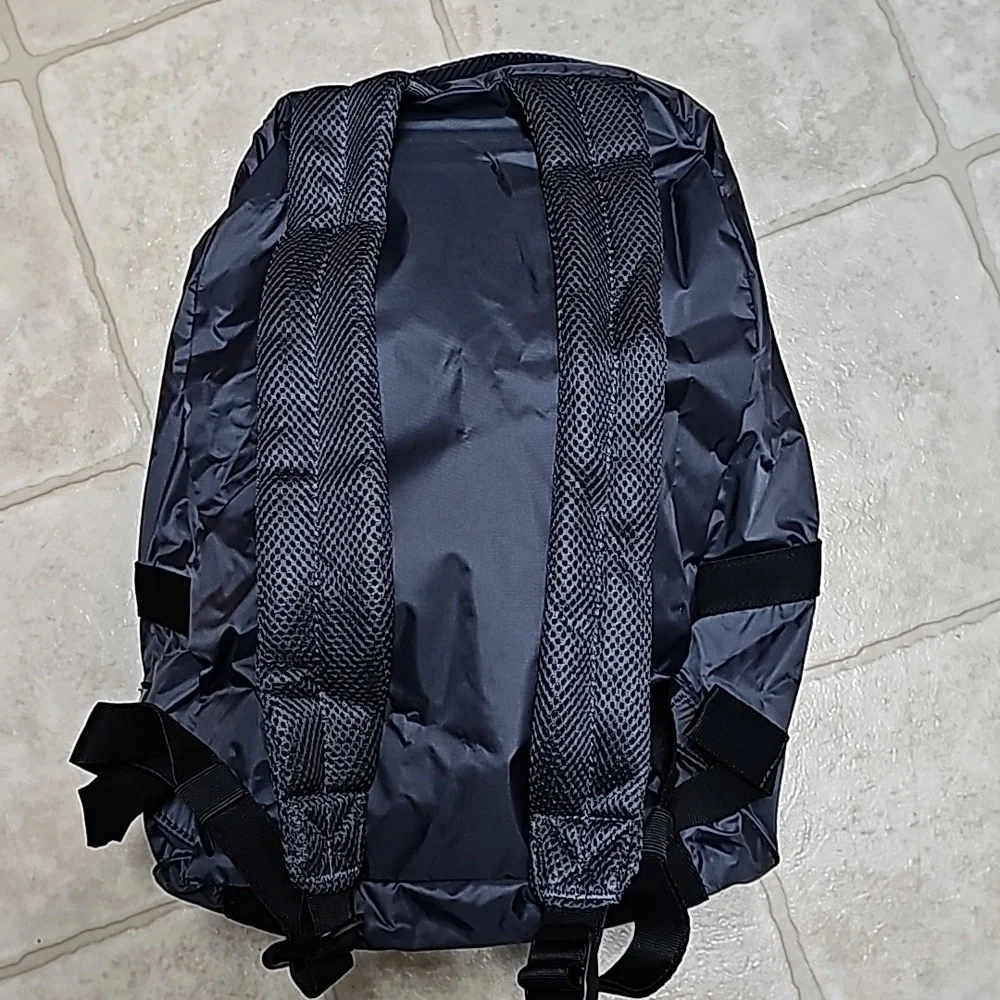 OAKLEY Packable Backpack 🎒 Perfect For Travel! NEW